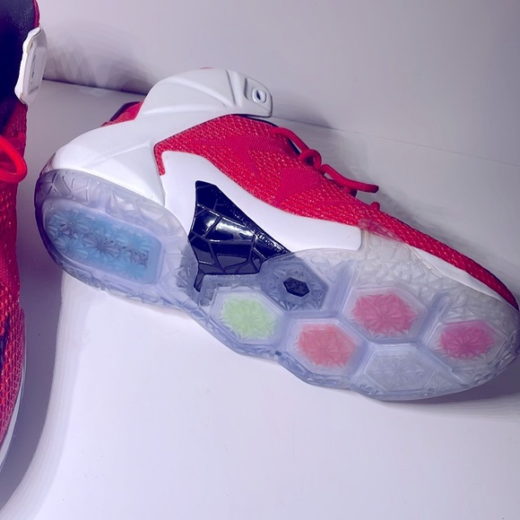 Nike Lebron 12 Heart Of A Lion - Picture 4 of 6